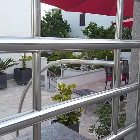 Prkic Apartment Trogir